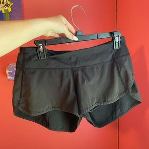 LULULEMON speed up shorts 2.5